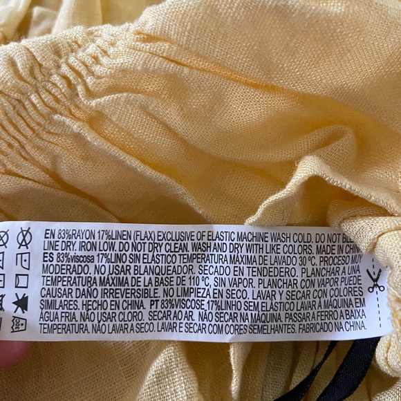 Forever 21 Light Yellow Gauze Short Sleeve Puff Sleeve - Picture 7 of 7